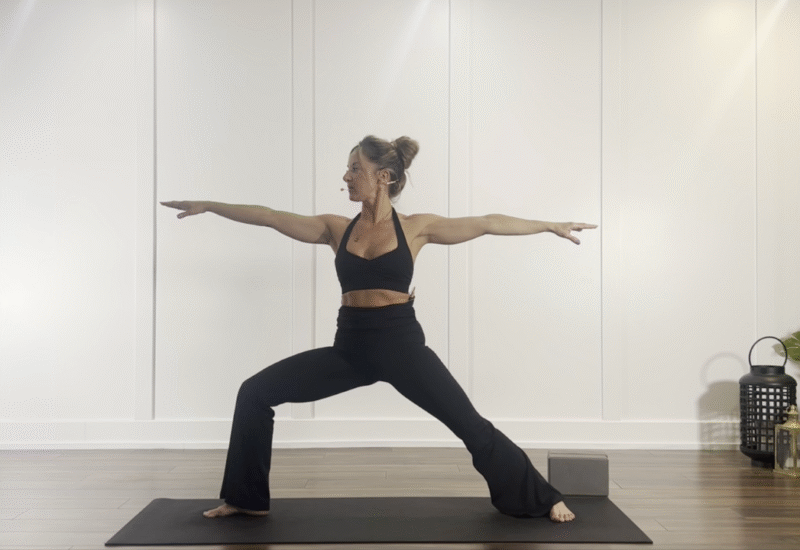 guerrier II, posture de yoga